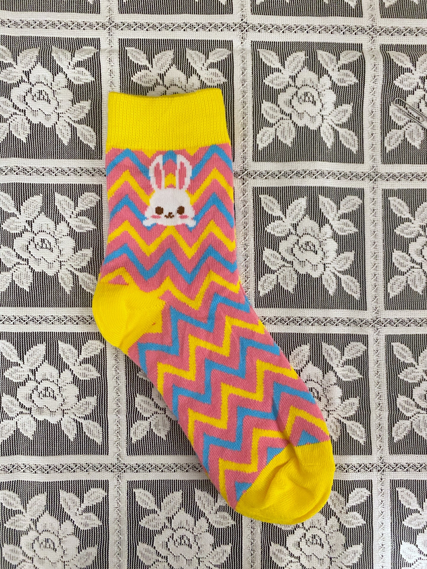 Cute Bunny Zigzag socks