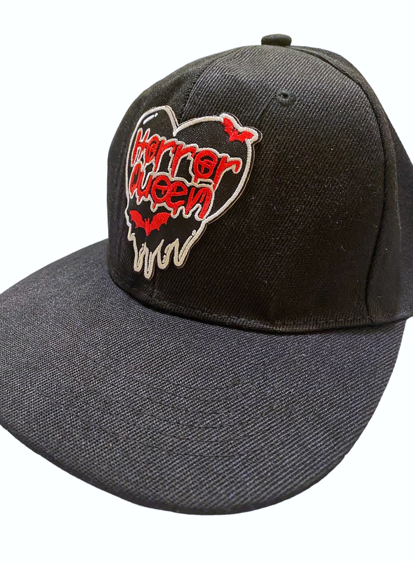 Horror queen hat