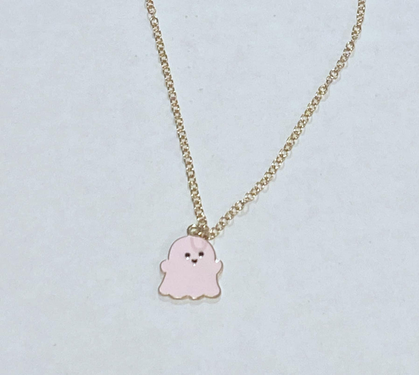 Ghost necklace: pink