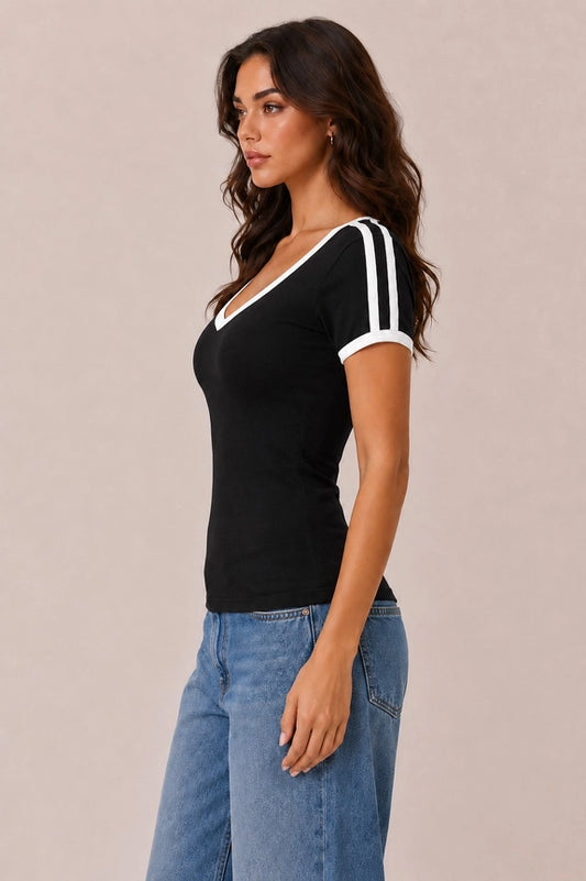 Contrast V Neck Short Sleeve Tee