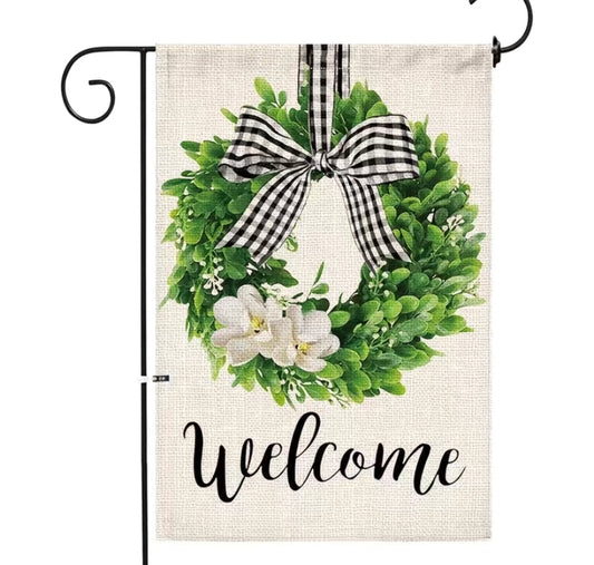 Wreath Welcome garden flag