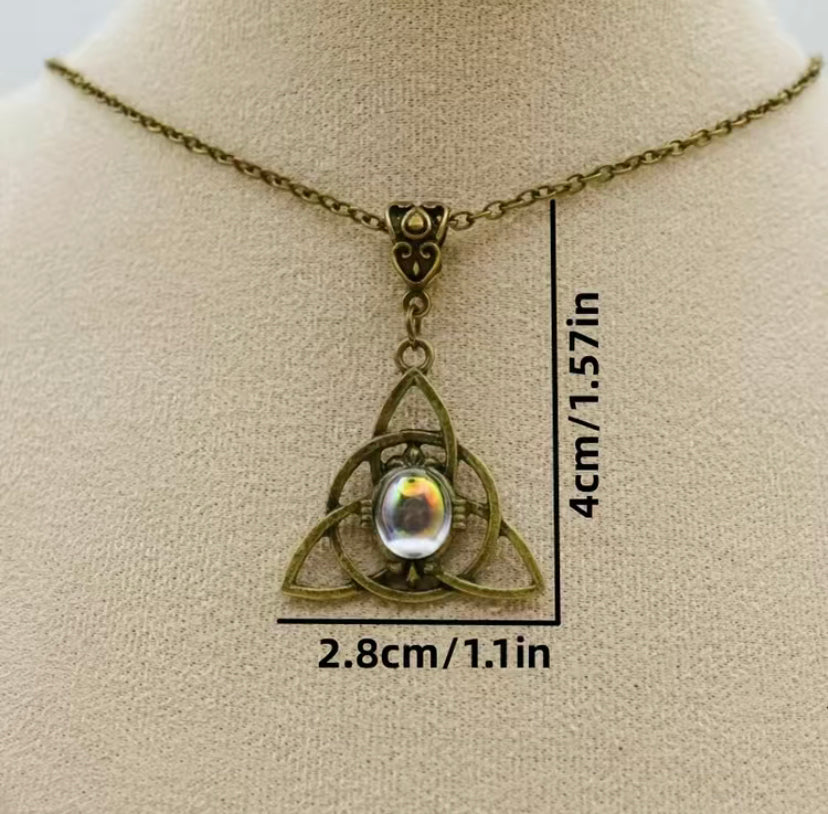 Triquetra necklace
