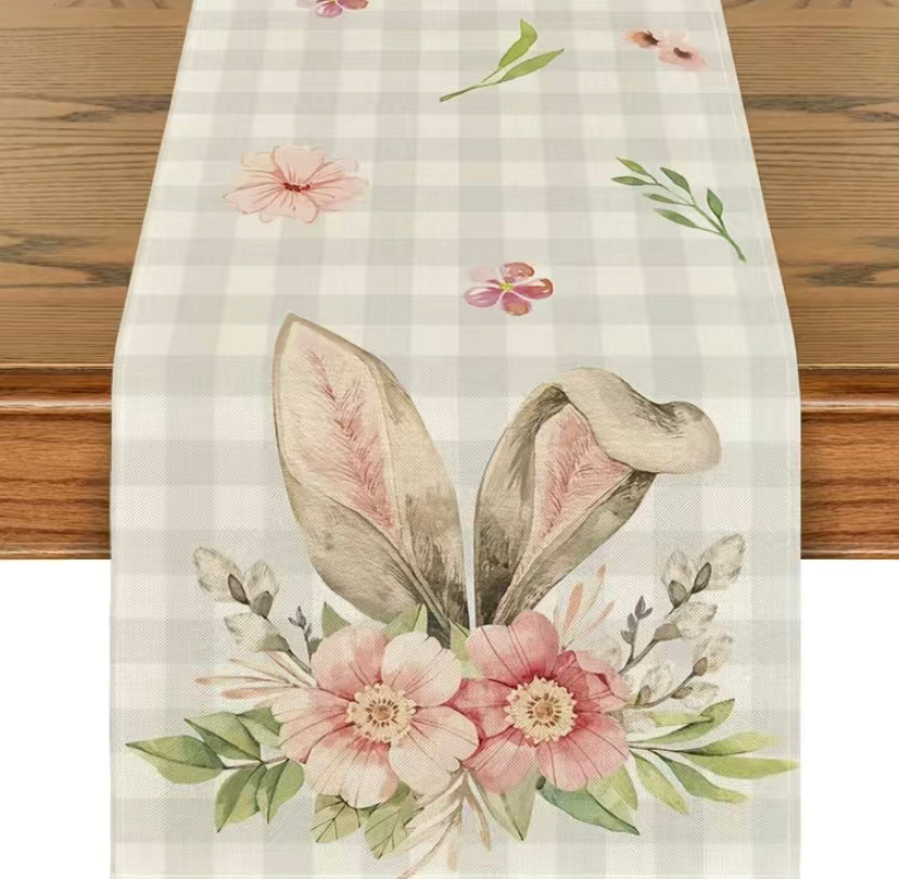 Plaid spring table runner