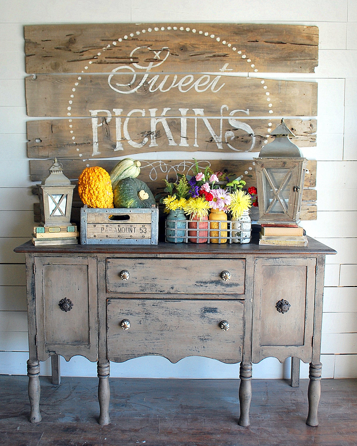 Suitcase/ Sweet Pickins / Milk Paint