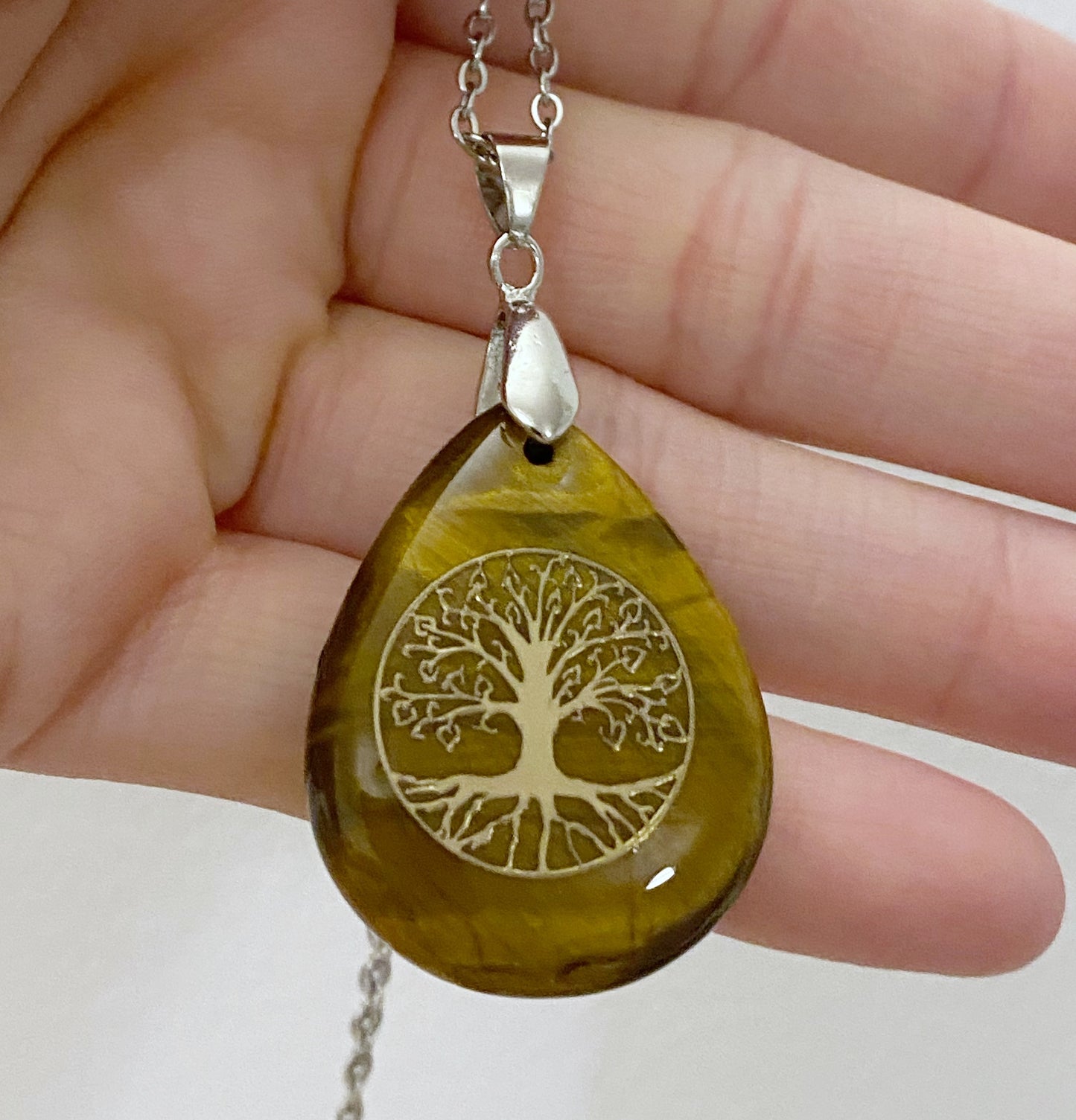 Tiger Eye Pendant Necklace