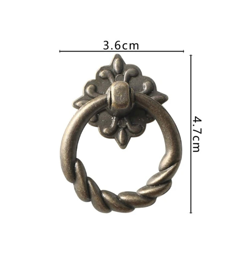 Round drawer pull