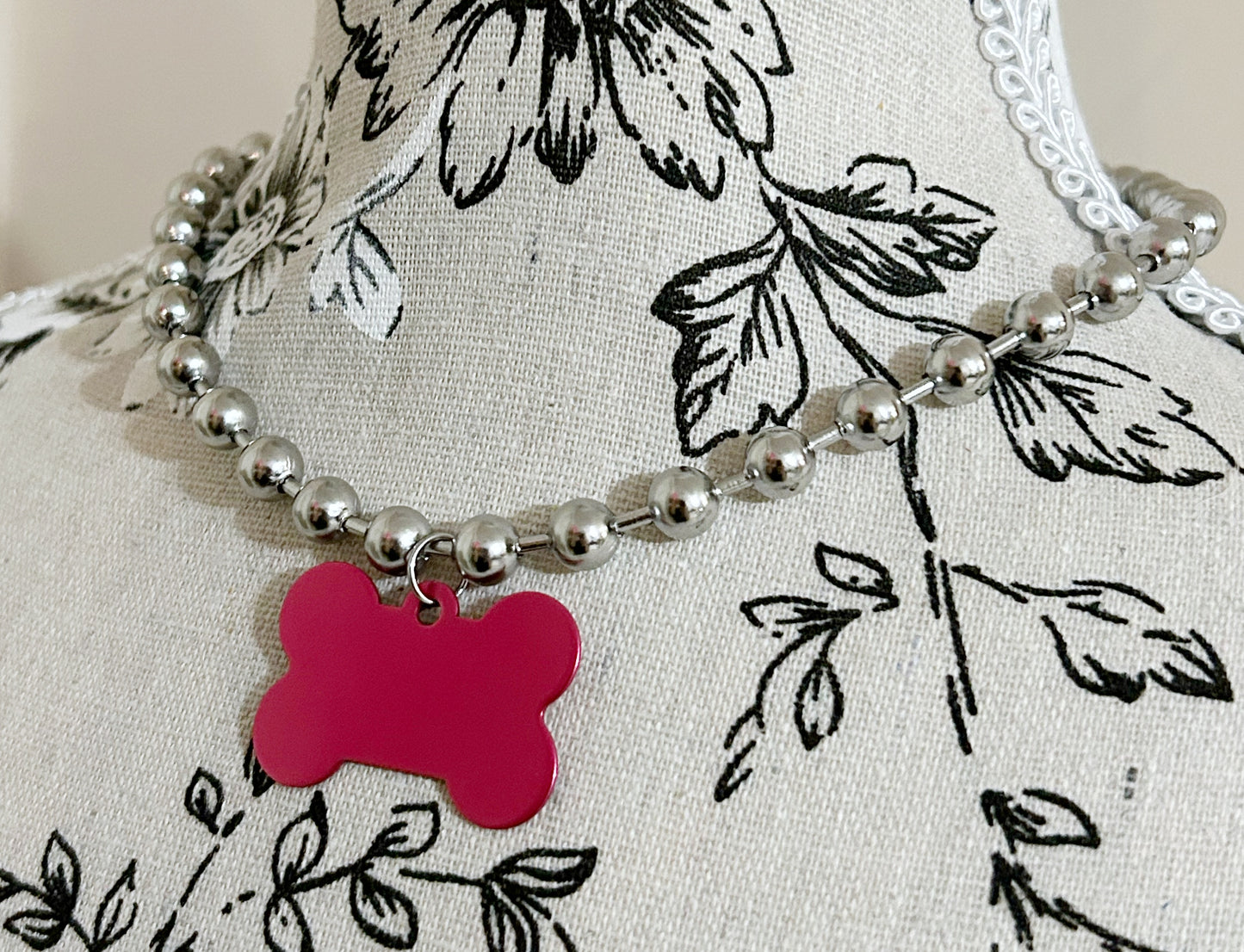 Bone Dog necklace: Hot Pink