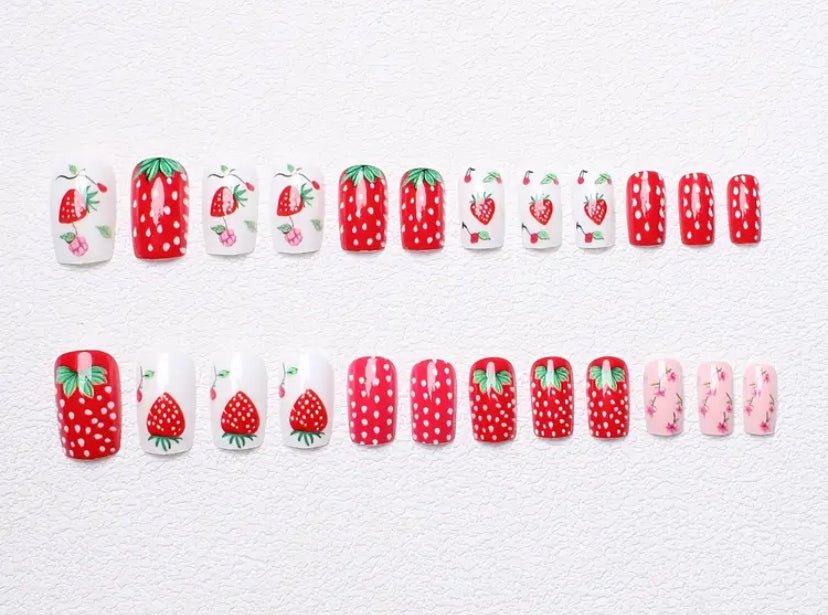 Berry Cute Strawberry Nails