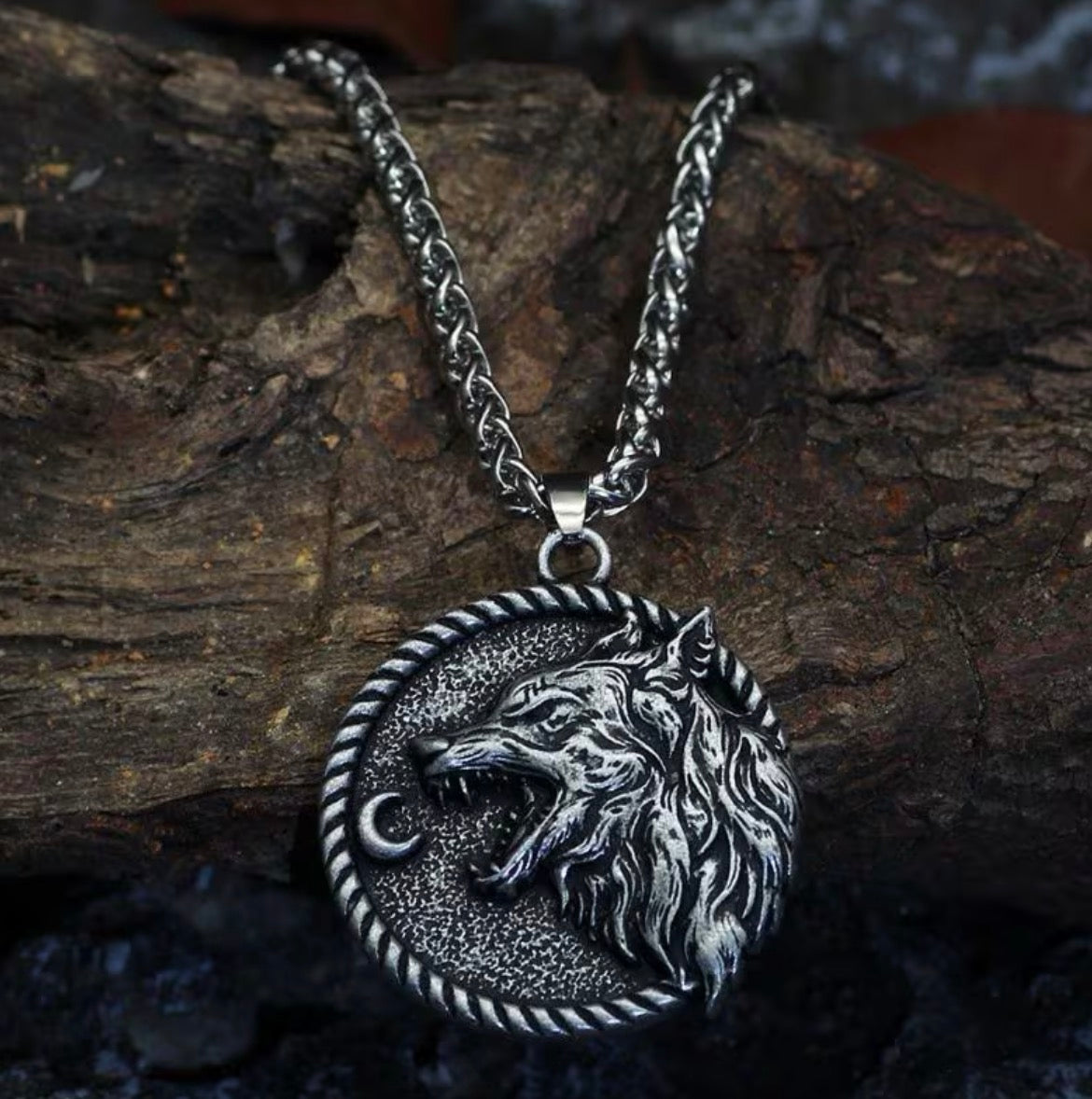Wolf Viking necklace