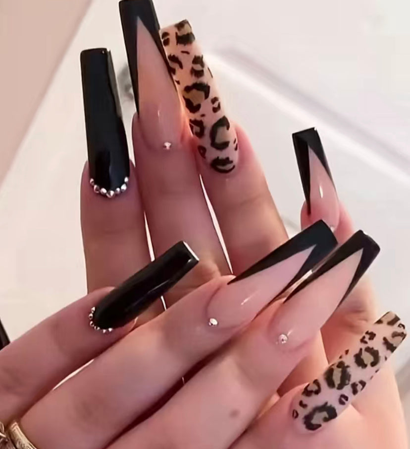 Black Leopard Bling Nails
