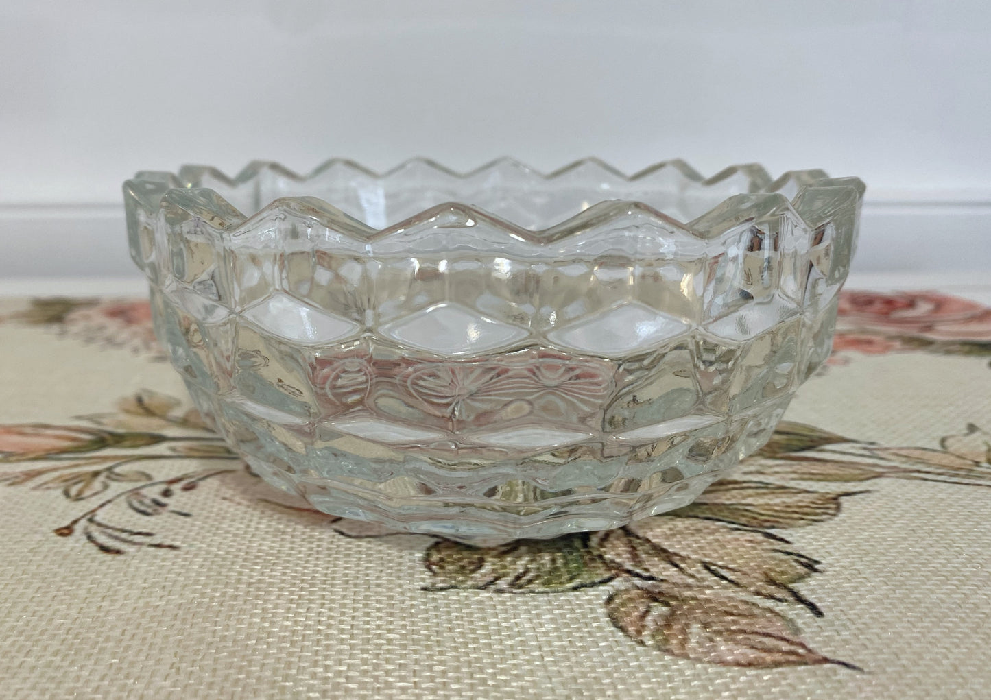 Glass bowl with ridges