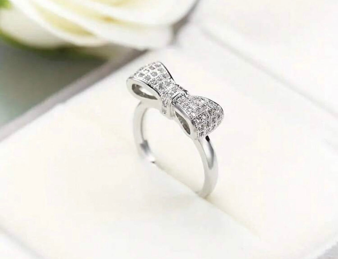 Rhinestone Bow Ring