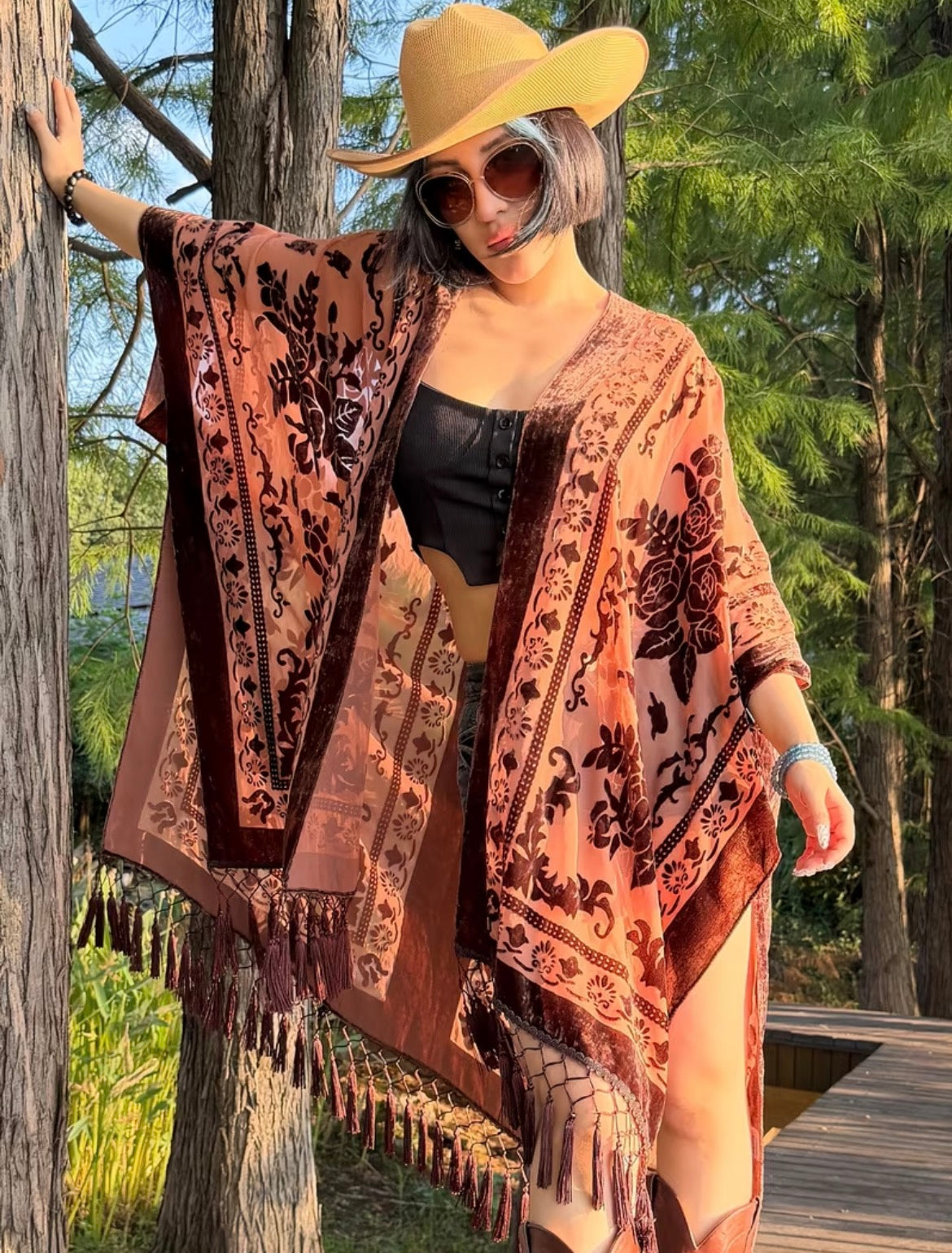 Burnout Velvet Kimono- Rouge
