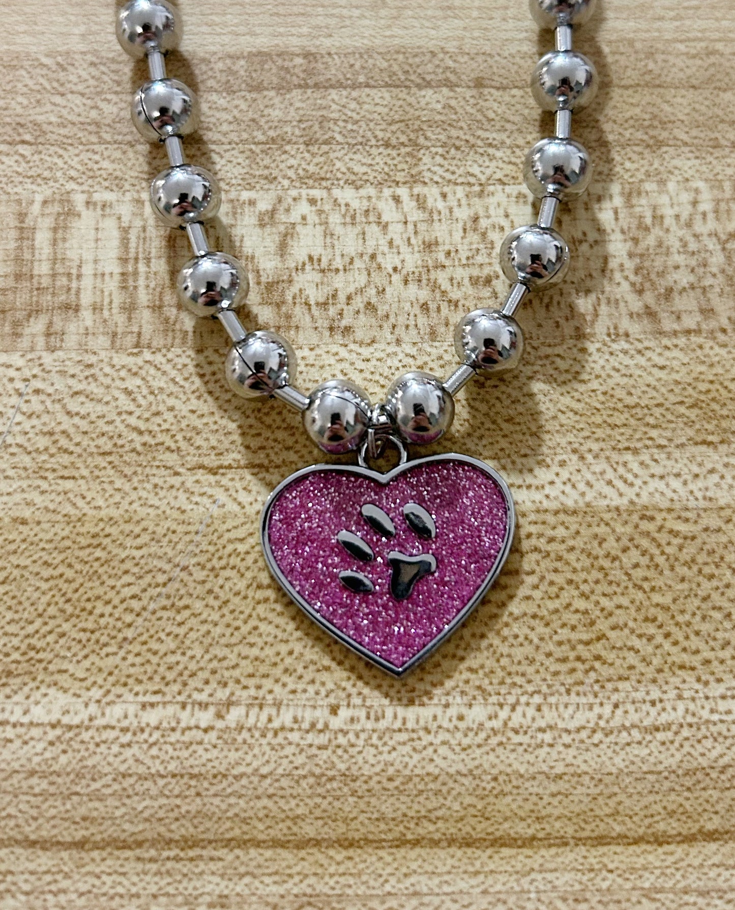 Paw Heart necklace: light pink