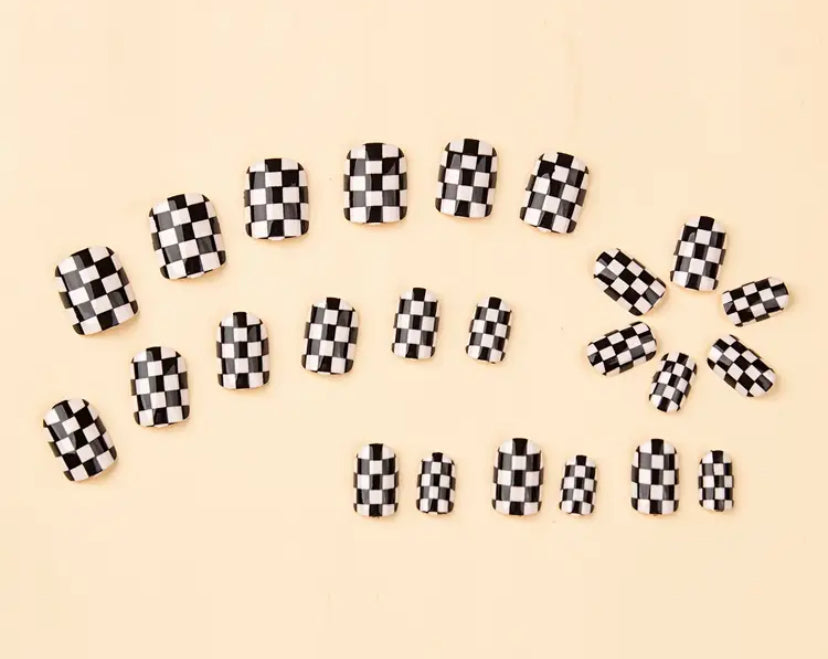 Checkered Skater style Nails