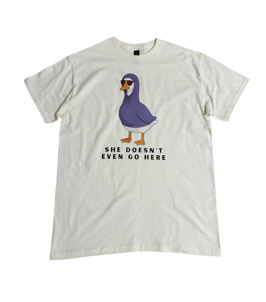 She doesn't even go here Graphic Tee
