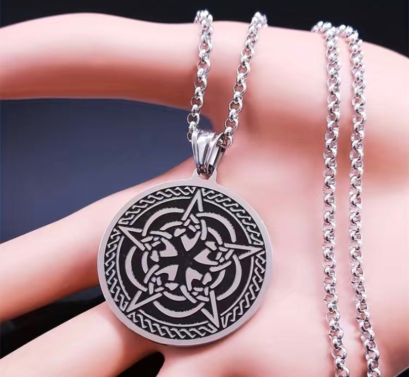 Celtic Witch Knot Pentagram Necklace