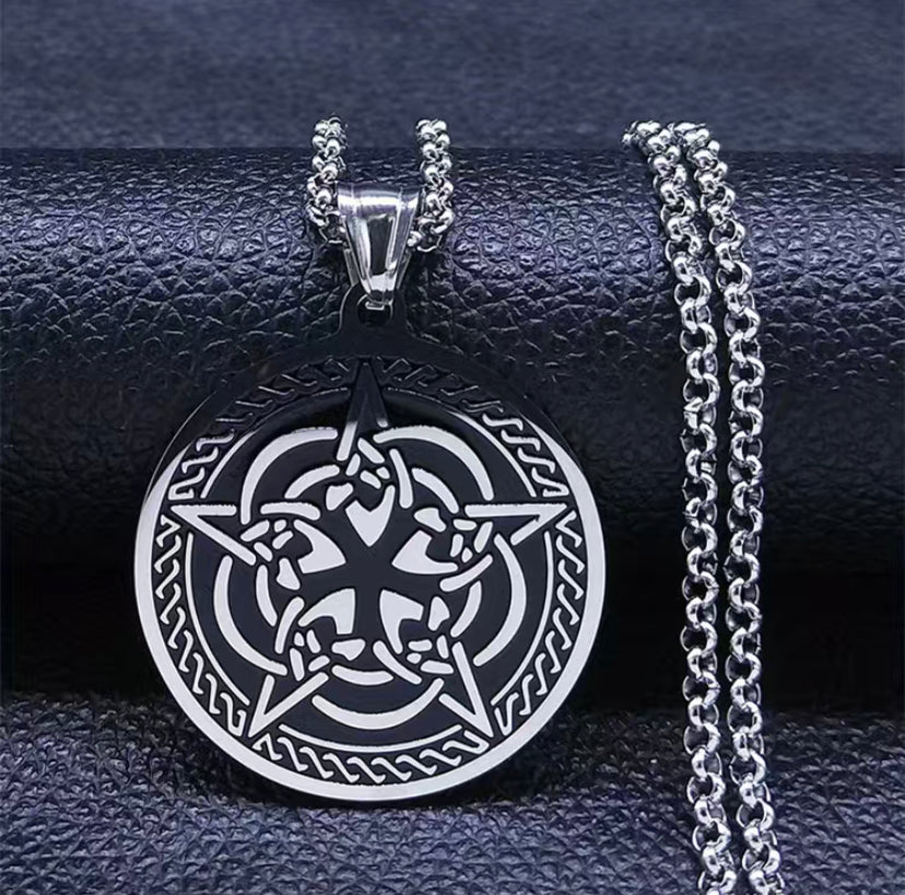 Celtic Witch Knot Pentagram Necklace