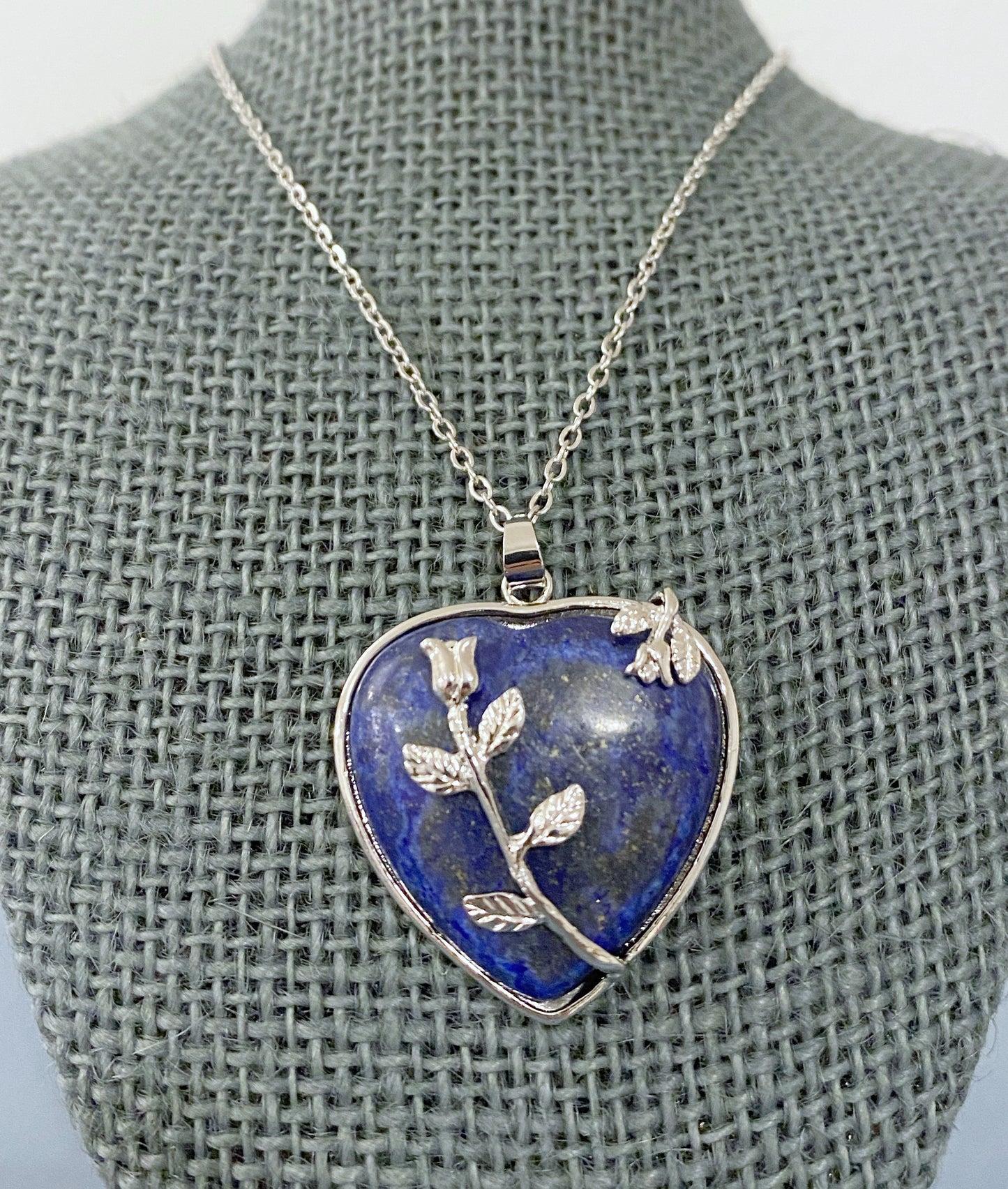 Lapis Lazuli Flower Pendant Necklace