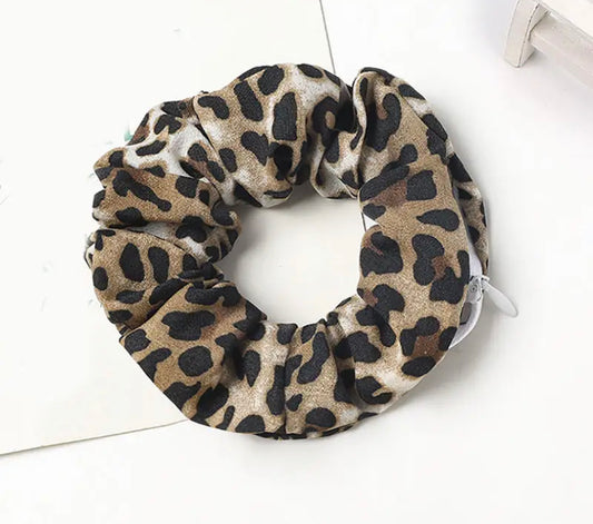 Scrunchie with secret pocket: Leopard