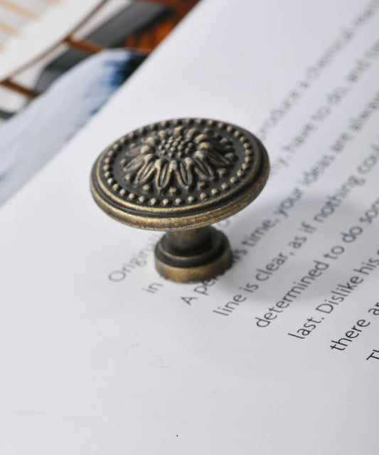 Floral knob